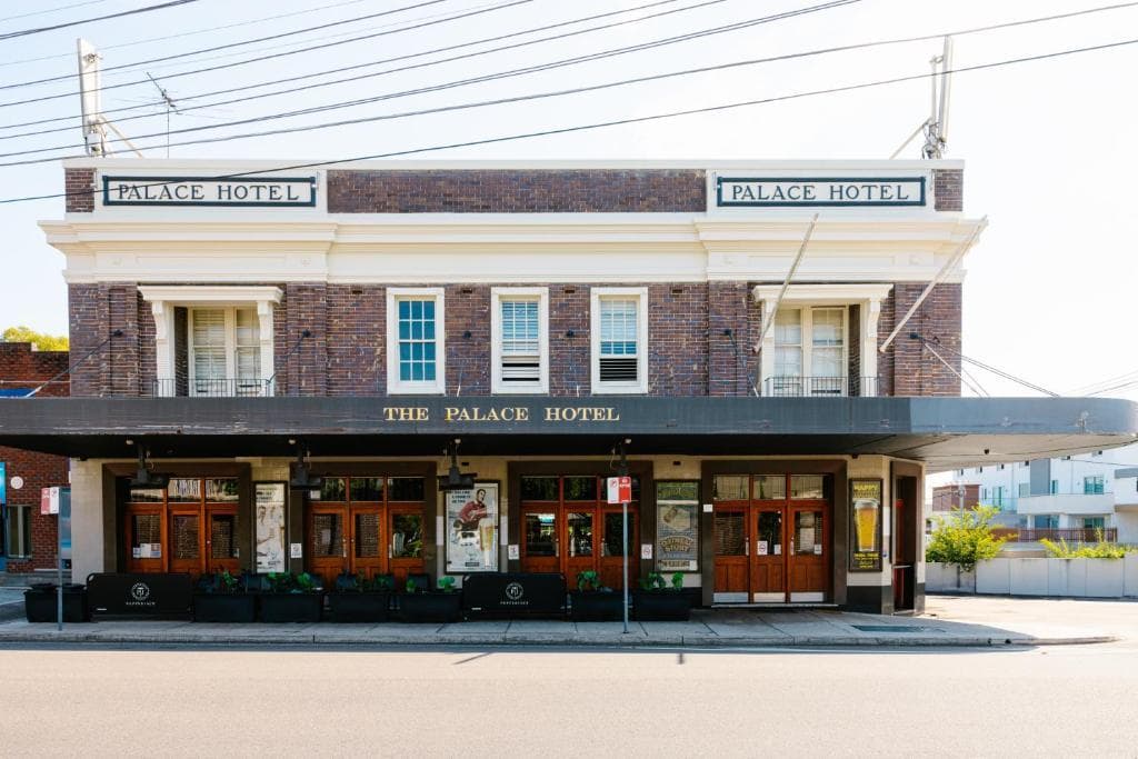 The Palace Hotel in Mortlake